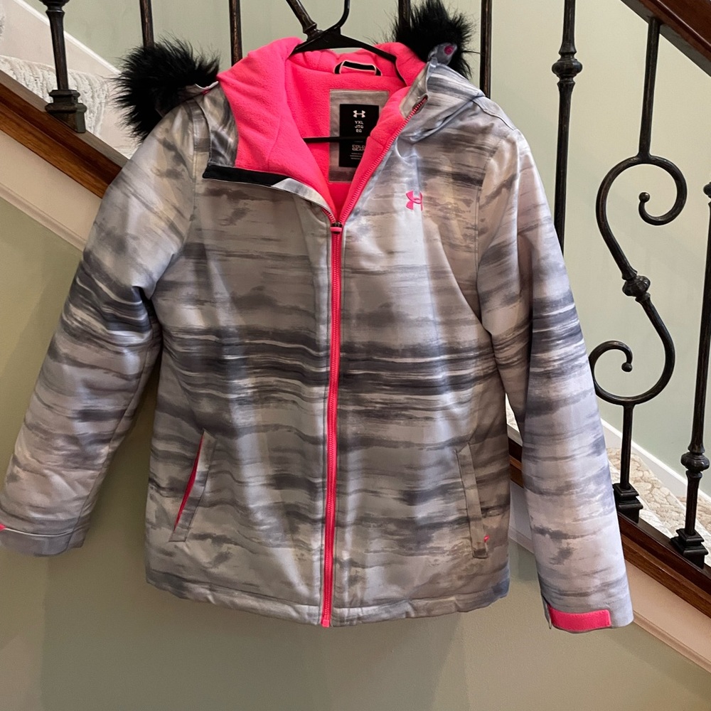 Under Armour girls ski coat